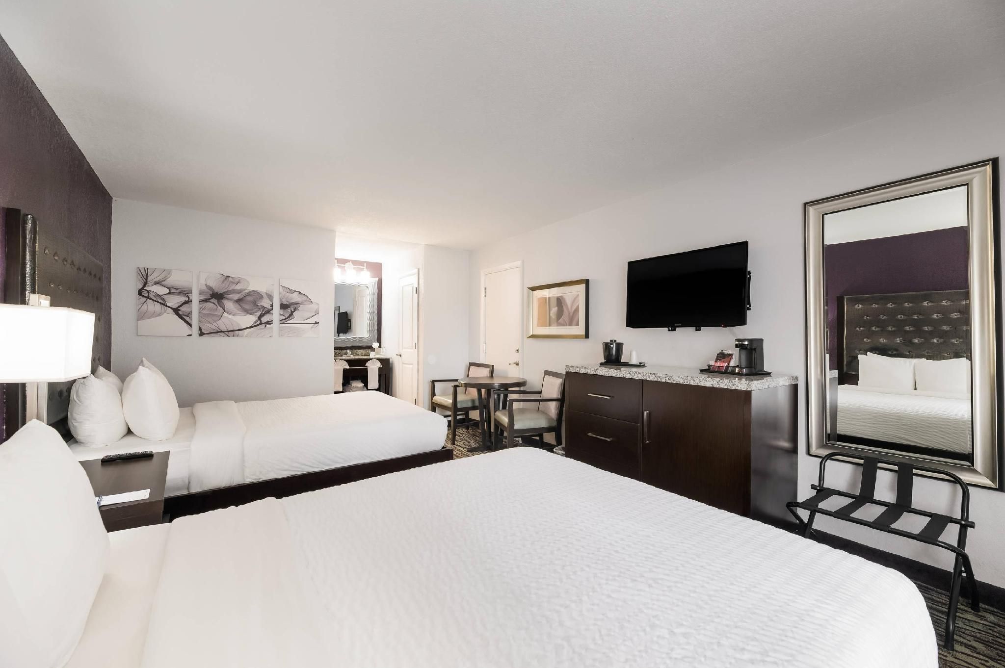 undefined Clarion Inn & Suites Across From Universal Orlando Resort 5