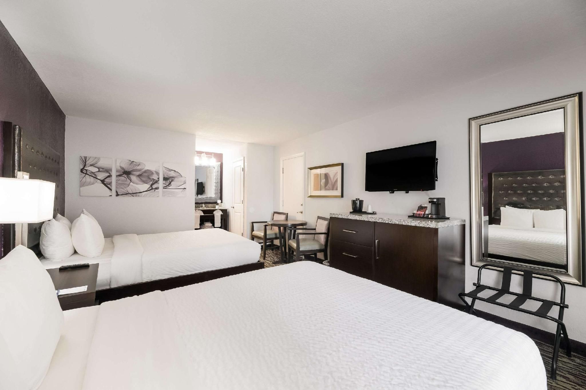 undefined Clarion Inn & Suites Across From Universal Orlando Resort 9