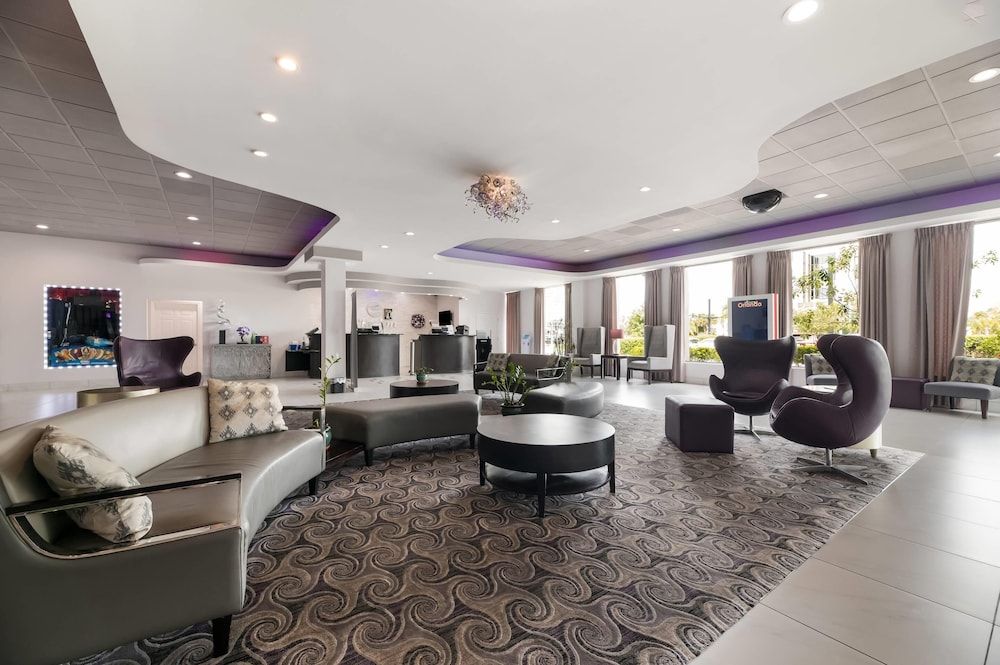 undefined Clarion Inn & Suites Across From Universal Orlando Resort