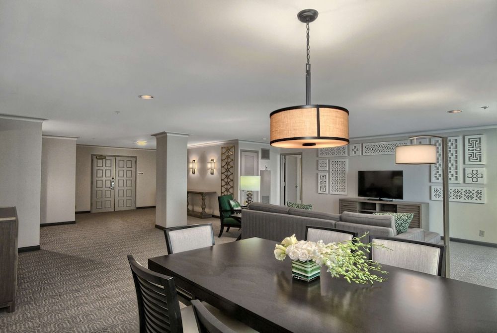 undefined DoubleTree by Hilton at the Entrance to Universal Orlando 2