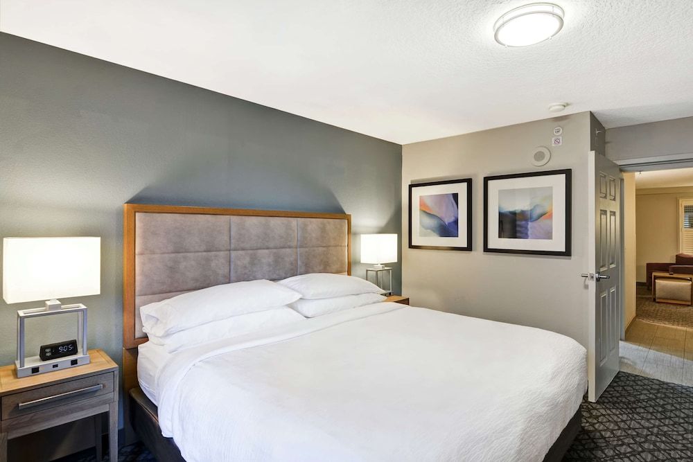 undefined Embassy Suites by Hilton Orlando Downtown 2