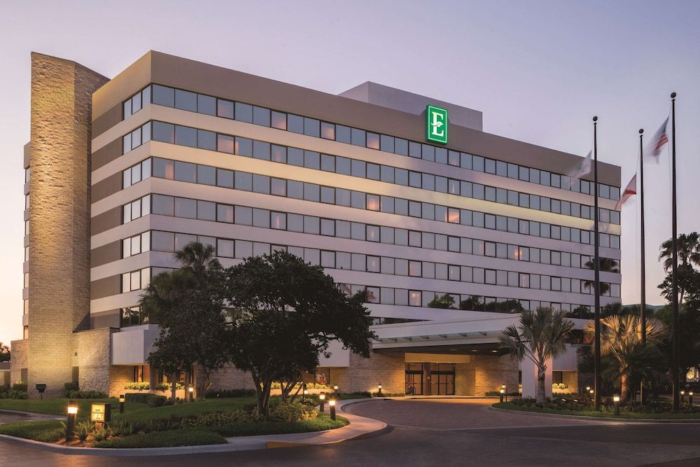 undefined Embassy Suites by Hilton Orlando International Dr ICON Park 6