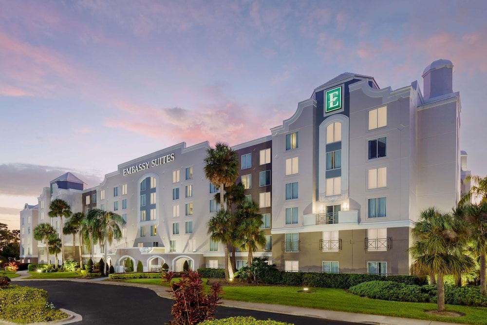 undefined Embassy Suites by Hilton Orlando Lake Buena Vista Resort 3