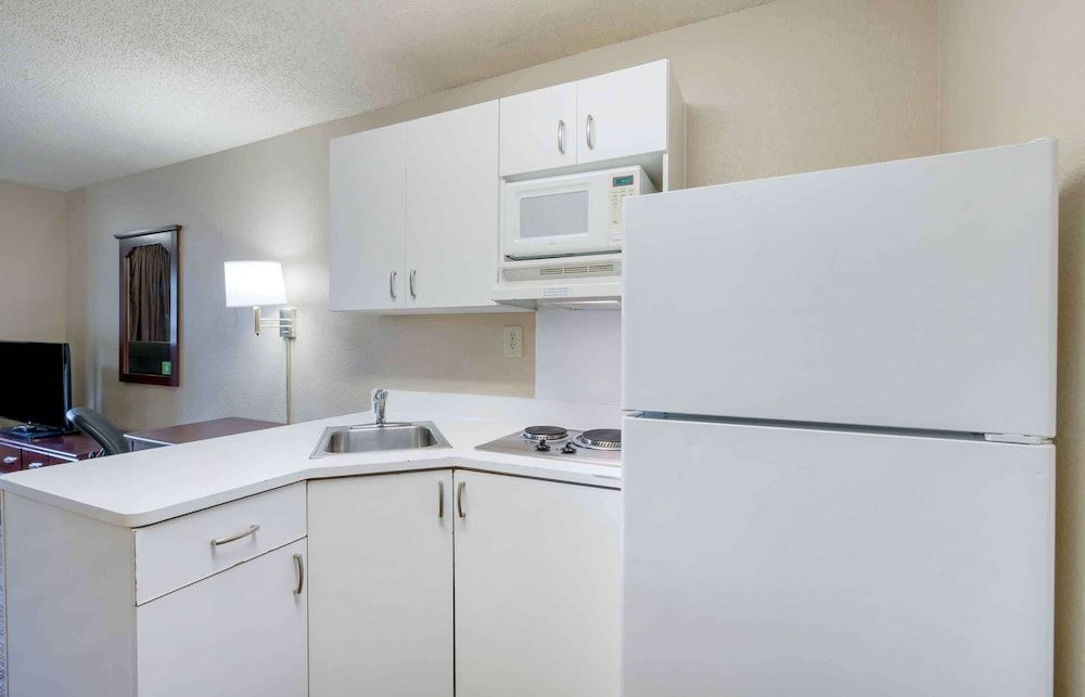 Extended Stay America Select Suites Orlando Maitland 1760 Pe Studio, 1 Queen Bed, Non Smoking 5