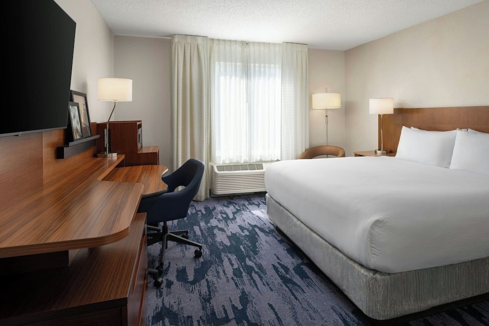 Fairfield Inn By Marriott Orlando Airport Room, 1 King Bed