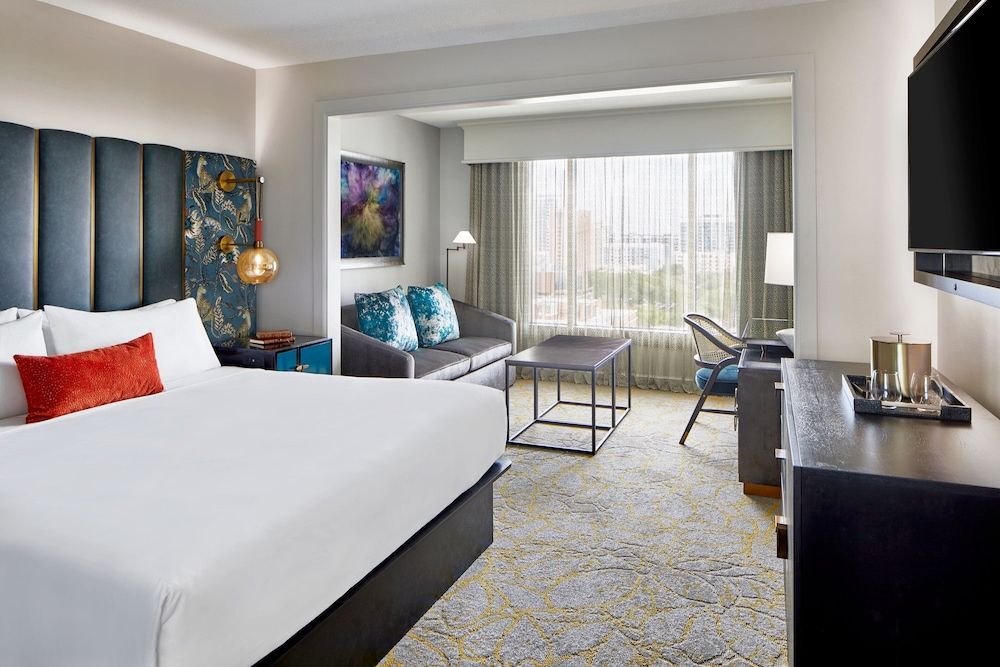 Grand Bohemian Orlando, Autograph Collection Room, 1 King Bed, Non Smoking 6