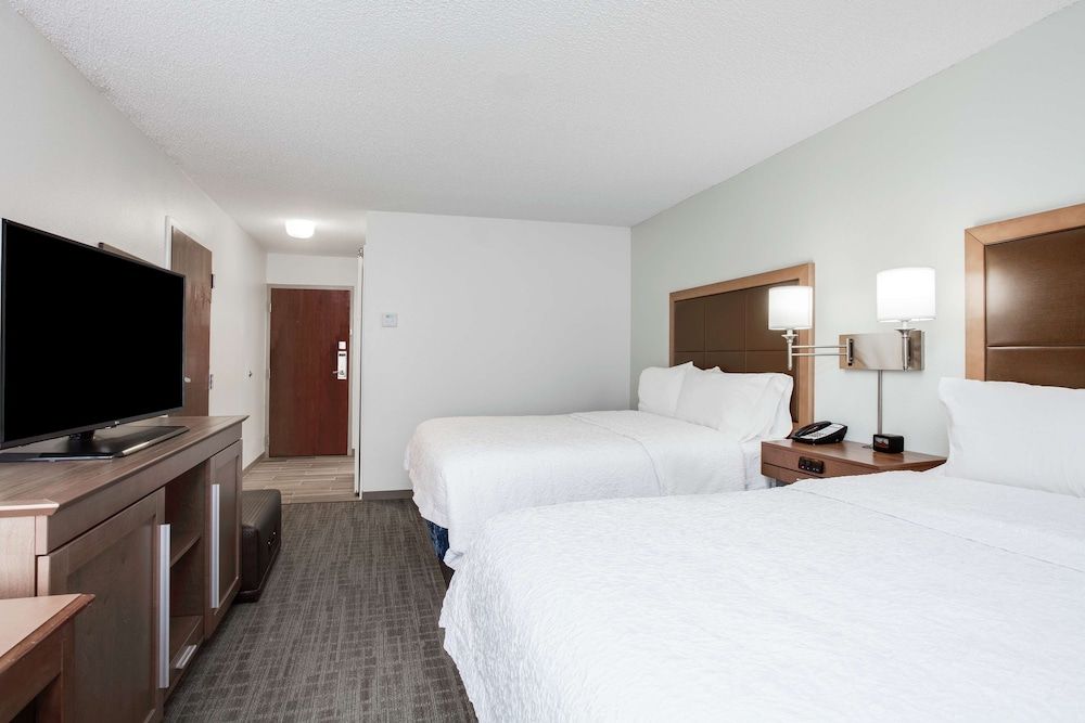 Room, 2 Queen Beds, Accessible, Non Smoking (Roll-In Shower, Mobility & Hearing)