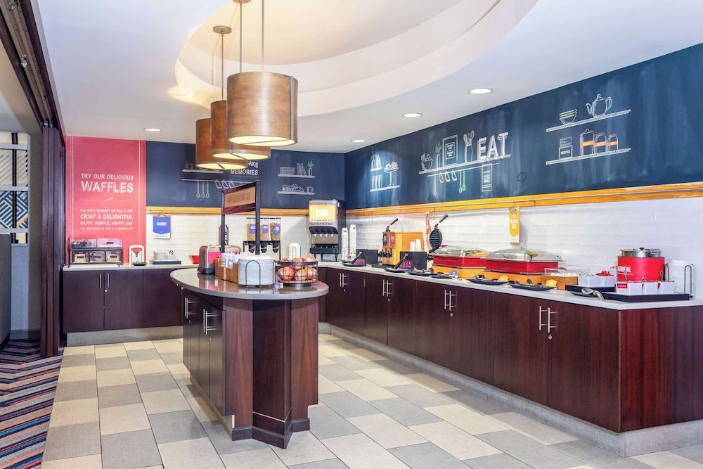 Hampton Inn Orlando-International Airport