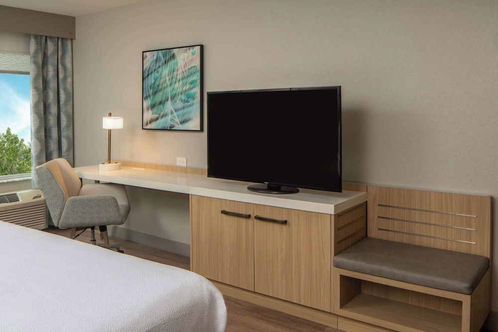 Hilton Garden Inn Orlando Airport Room, Accessible 4