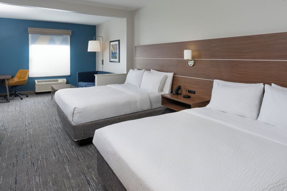 undefined Holiday Inn Express Orlando International Airport by IHG 4