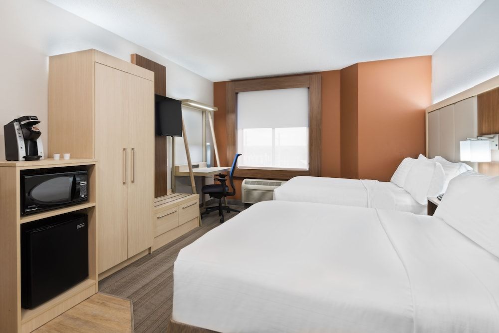 undefined Holiday Inn Express & Suites Nearest Universal Orlando by IHG 8
