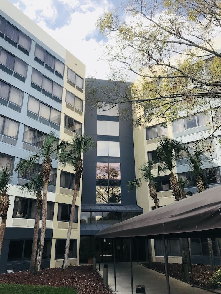 undefined Holiday Inn Orlando International Airport by IHG 5