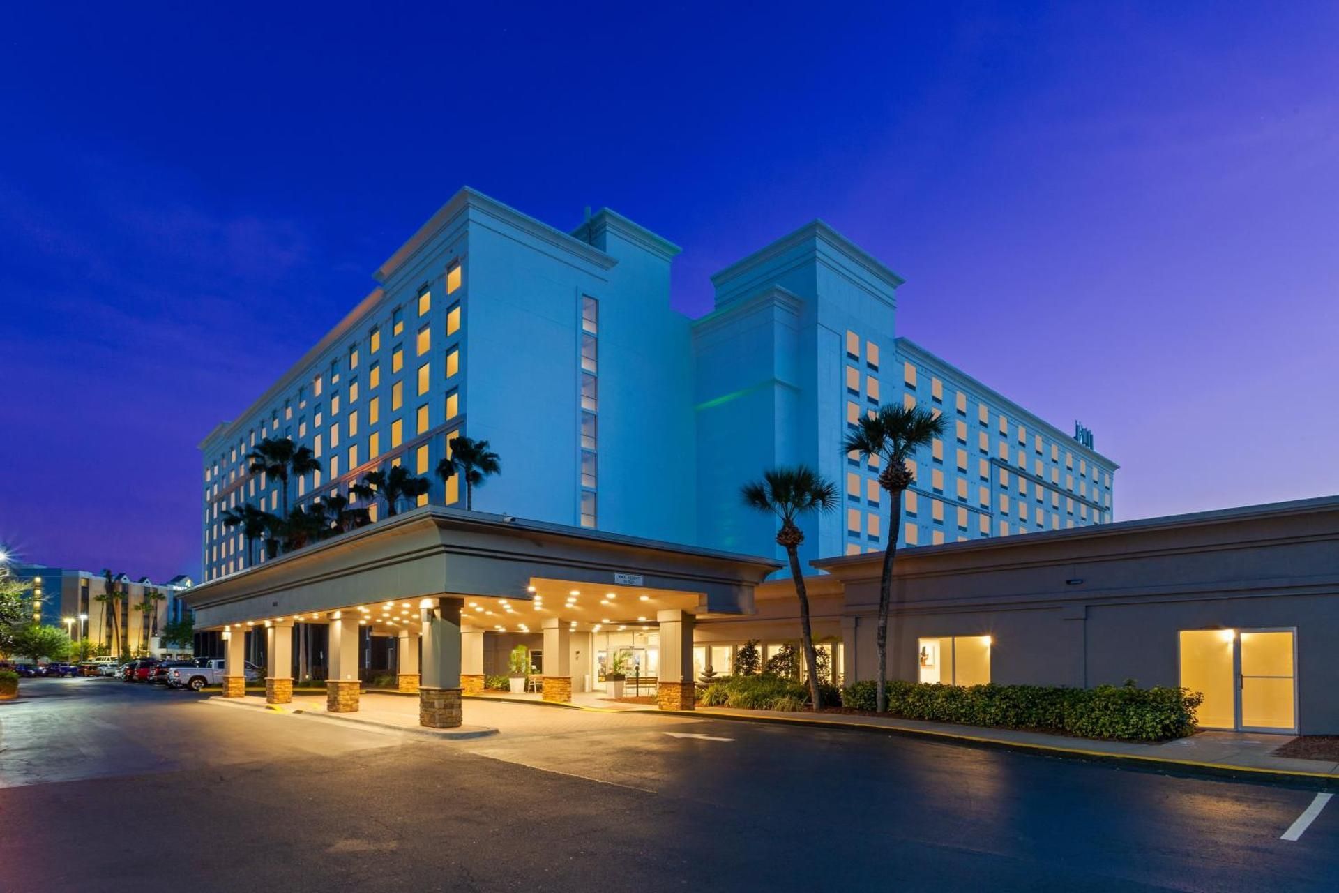 undefined Holiday Inn & Suites Across from Universal Orlando by IHG