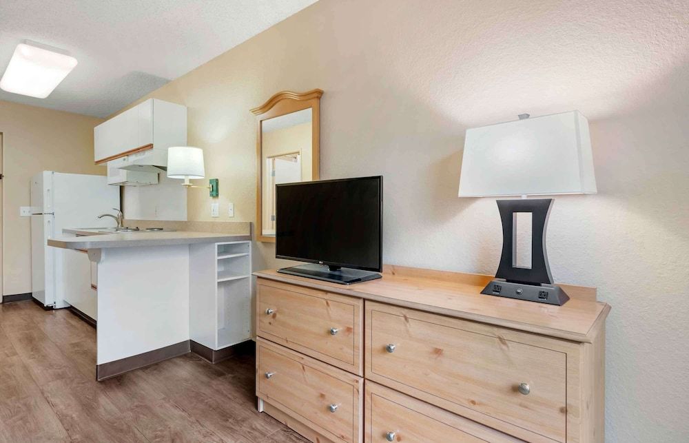 undefined Extended Stay America Select Suites Orlando Southpark 9