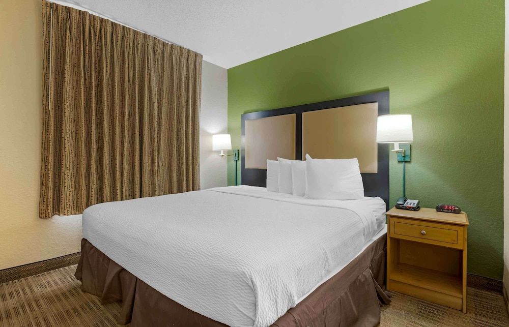 undefined Extended Stay America Select Suites Orlando Southpark 2