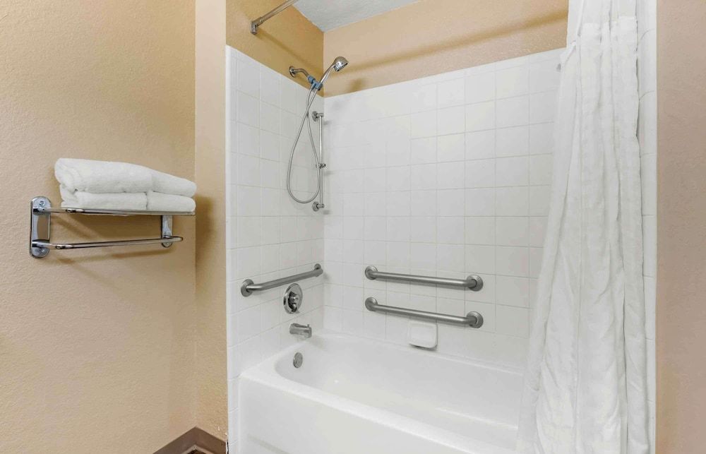 undefined Extended Stay America Select Suites Orlando Southpark 8