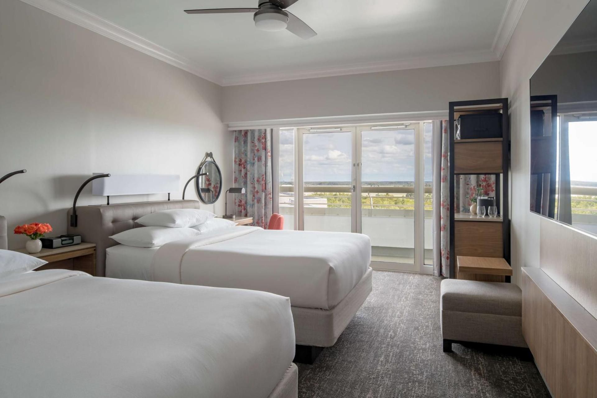 2 Queen Beds High Floor