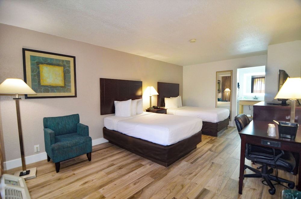 Hotel Monreale Express and Studios IDrive District Double Room, 2 Double Beds 3