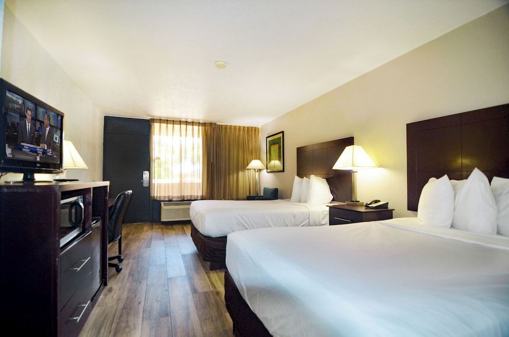 Hotel Monreale Express and Studios IDrive District Double Room, 2 Double Beds 3