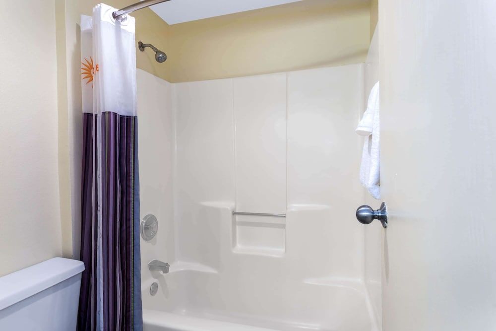 La Quinta Inn & Suites by Wyndham Orlando South Room, 2 Double Beds, Non Smoking 2