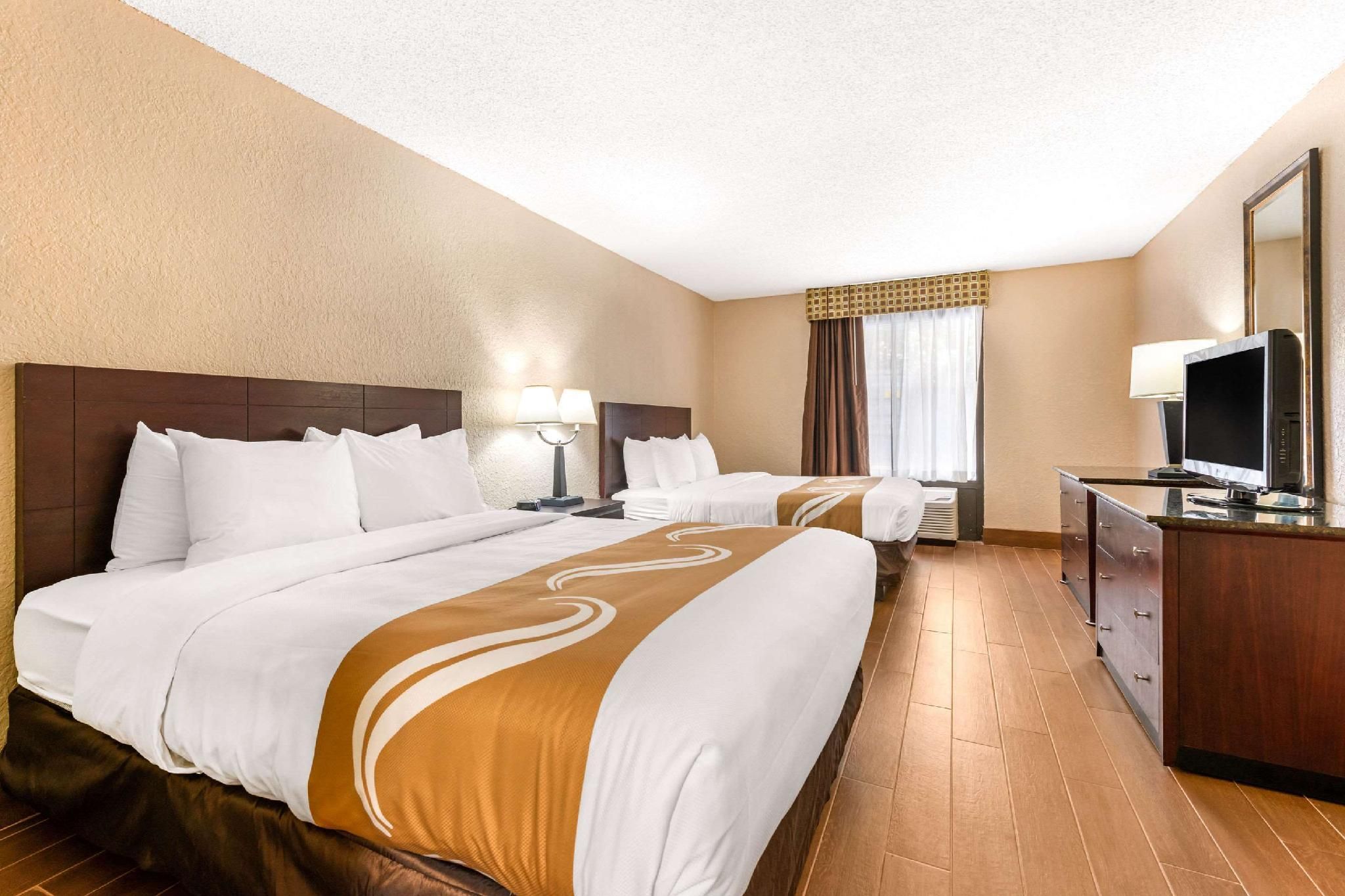 undefined Quality Inn & Suites Orlando Airport 9