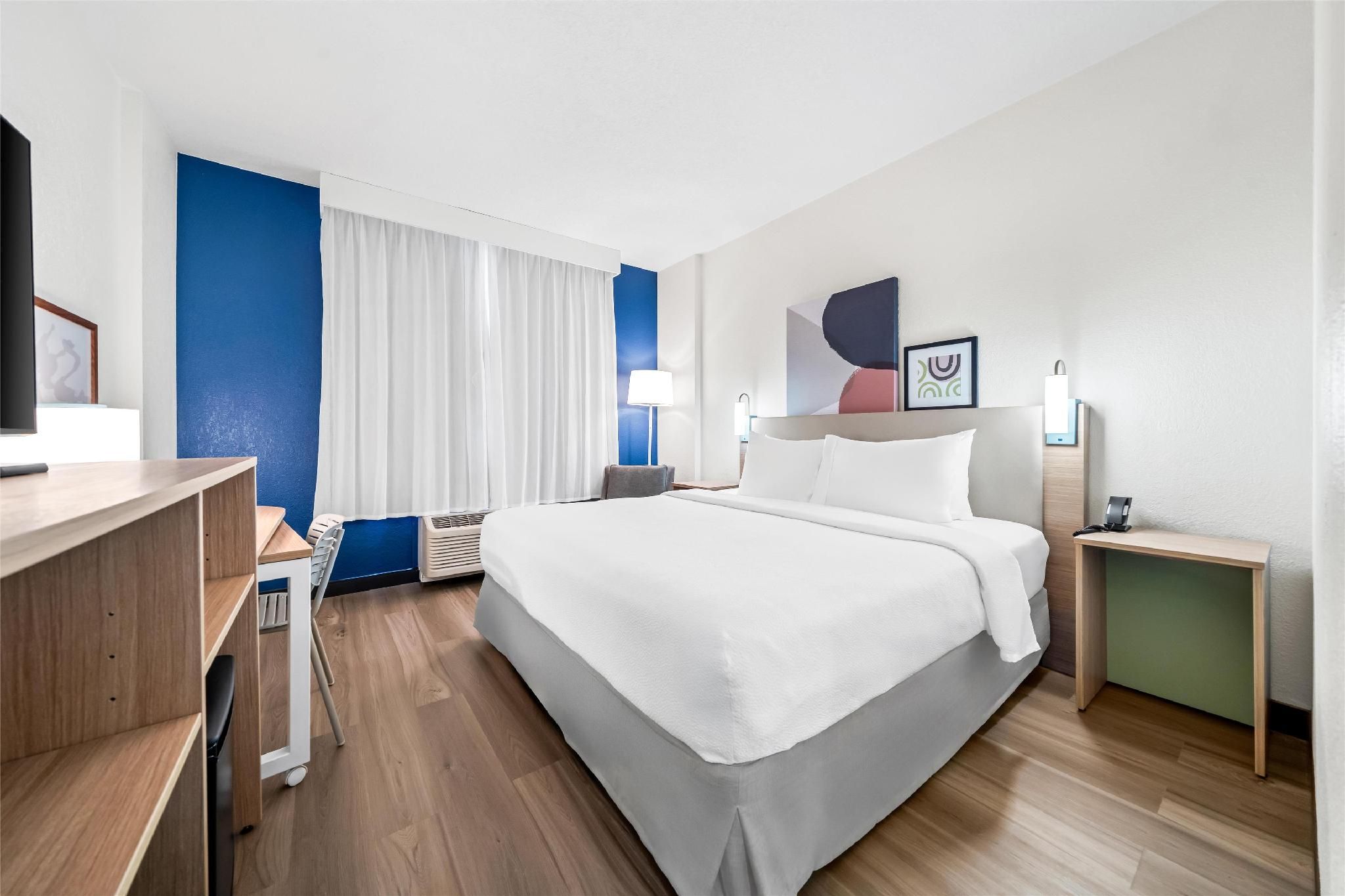 undefined Spark by Hilton Orlando near Universal 5