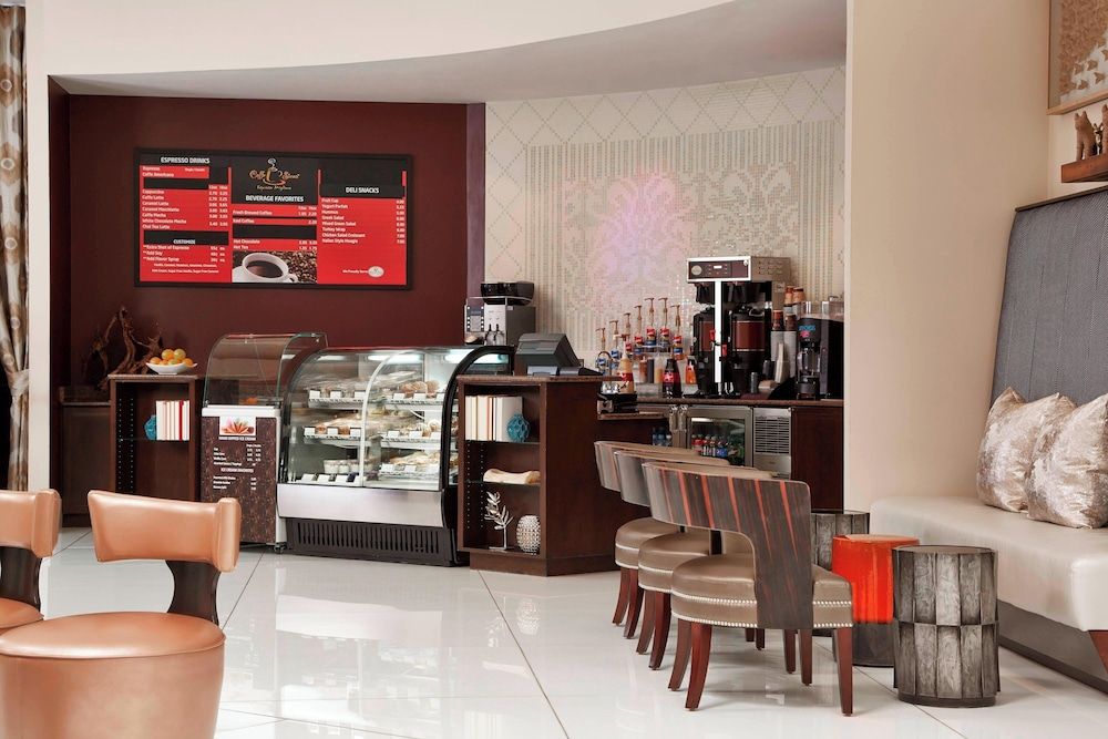 undefined Renaissance Orlando Airport Hotel by Marriott 10