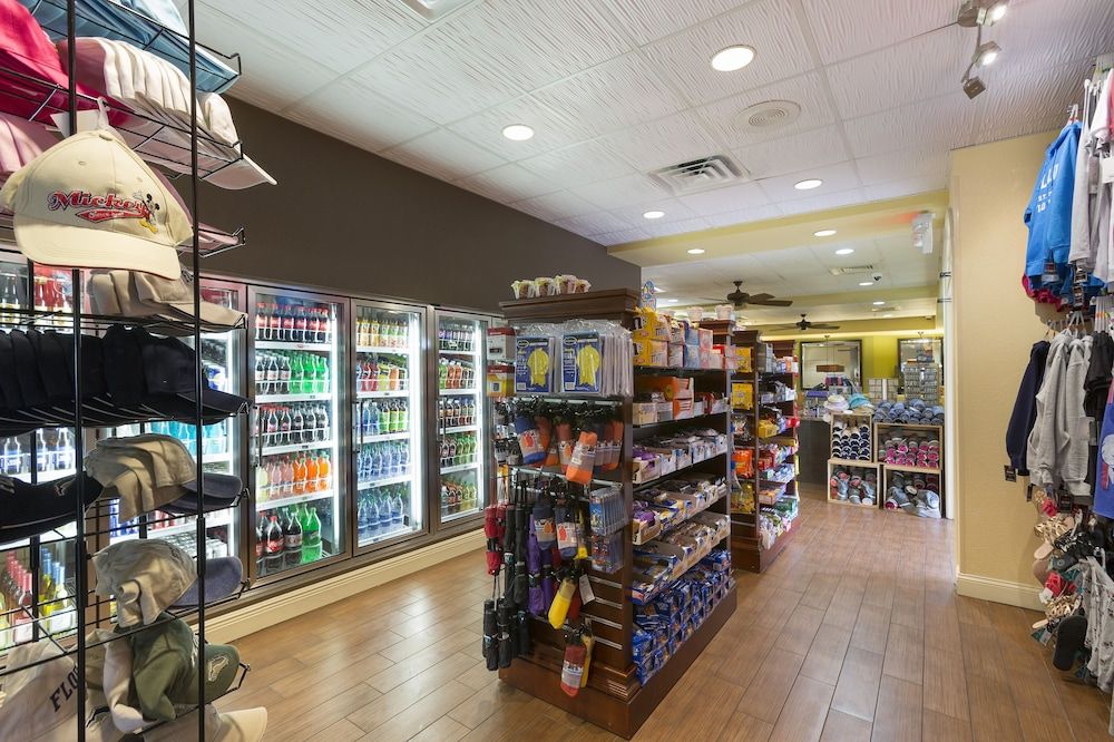 undefined Rosen Inn, closest to Universal 6