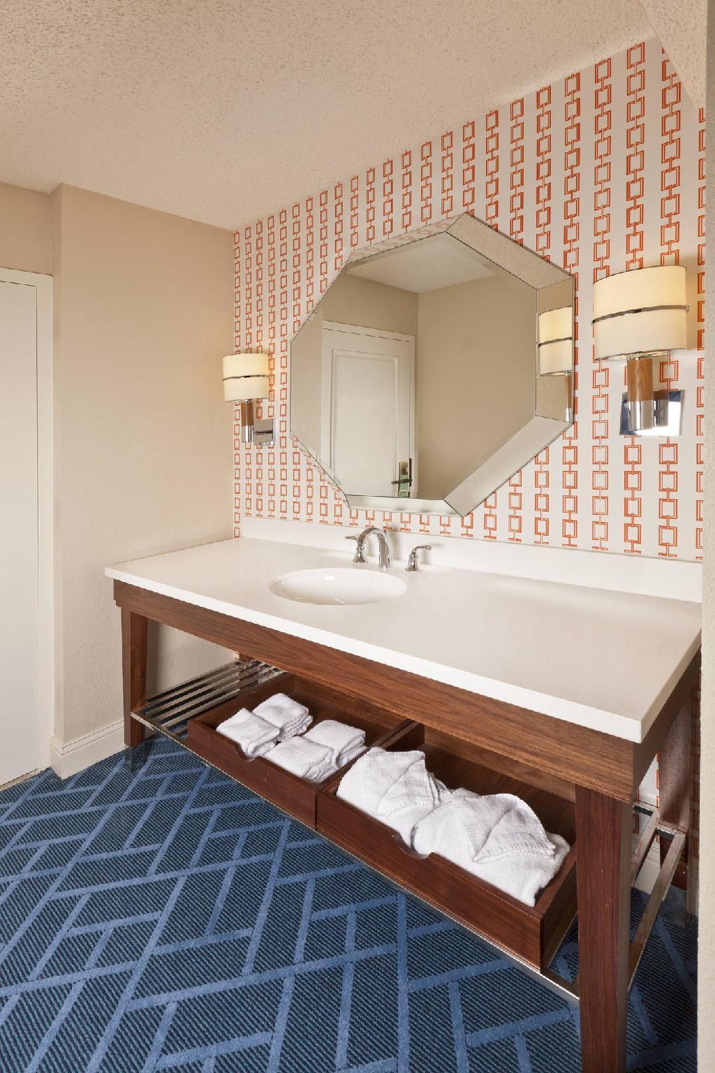 Guest room, 1 King or 1 Queen or 2 Double, No view