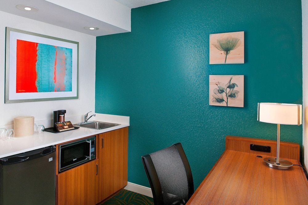SpringHill Suites Orlando Lake Buena Vista Marriott Village Studio, 2 Double Beds, Non Smoking, Balcony (Balcony) 5