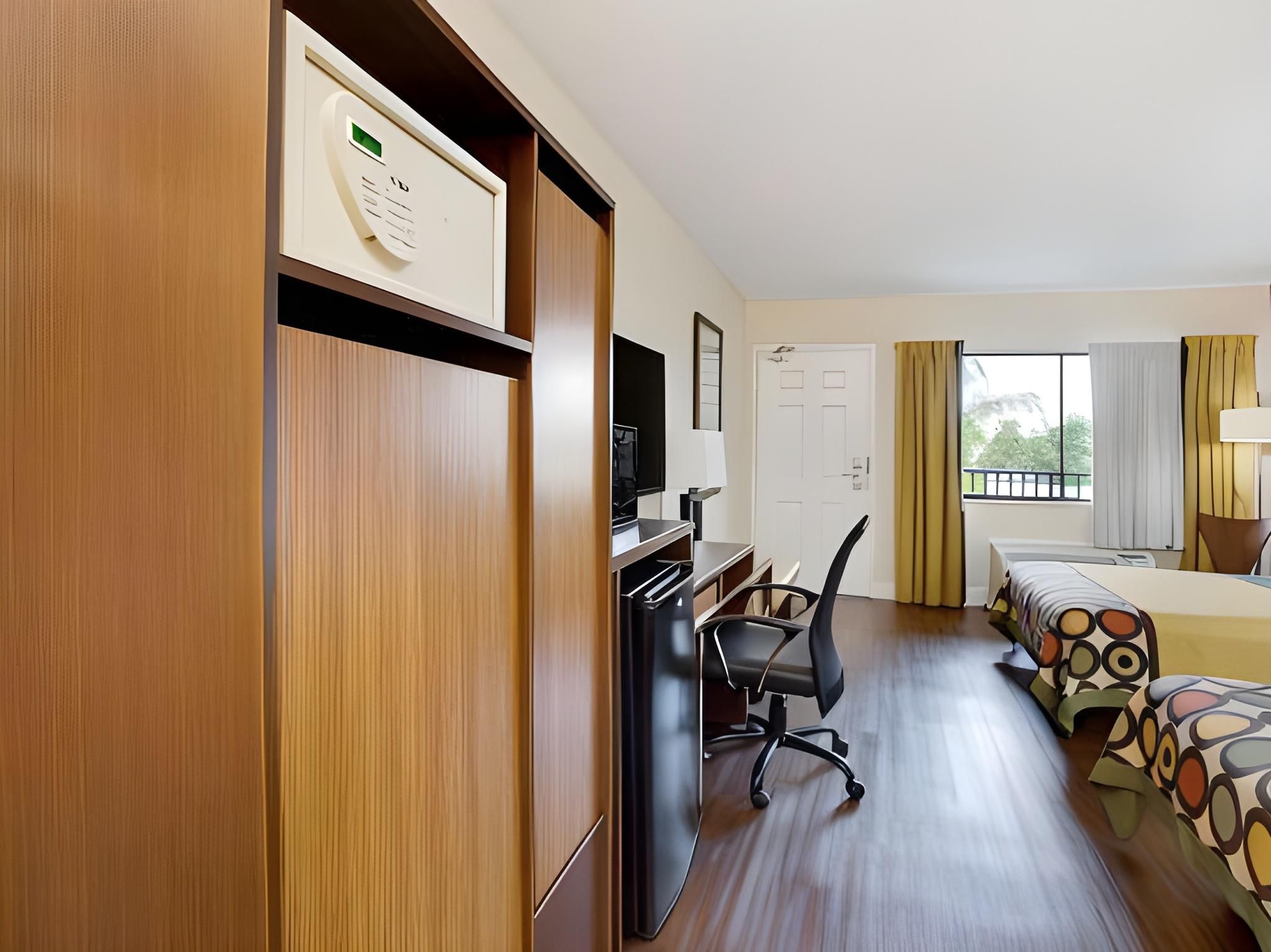 undefined Orlando Inn International Drive Area 5