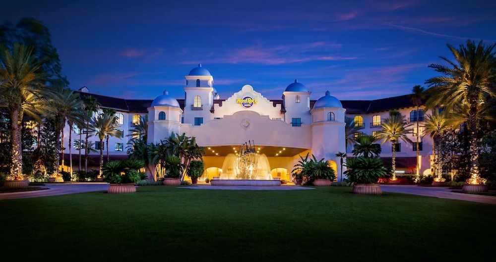 undefined Universal's Hard Rock Hotel 4