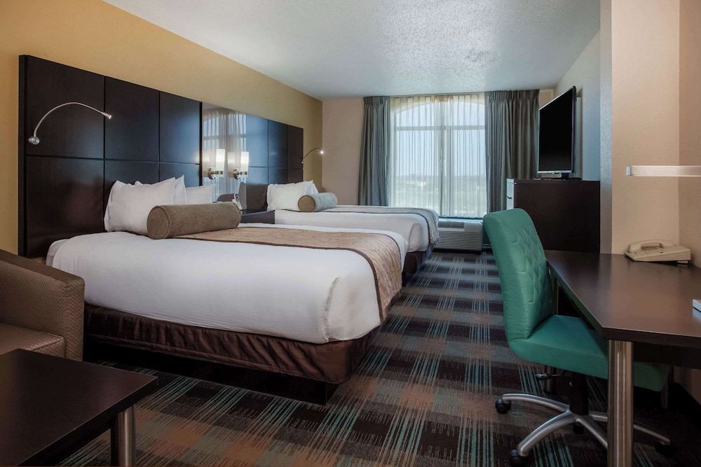 undefined Wingate by Wyndham - Orlando International Airport 8
