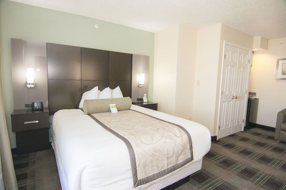 undefined Wingate by Wyndham - Orlando International Airport 5