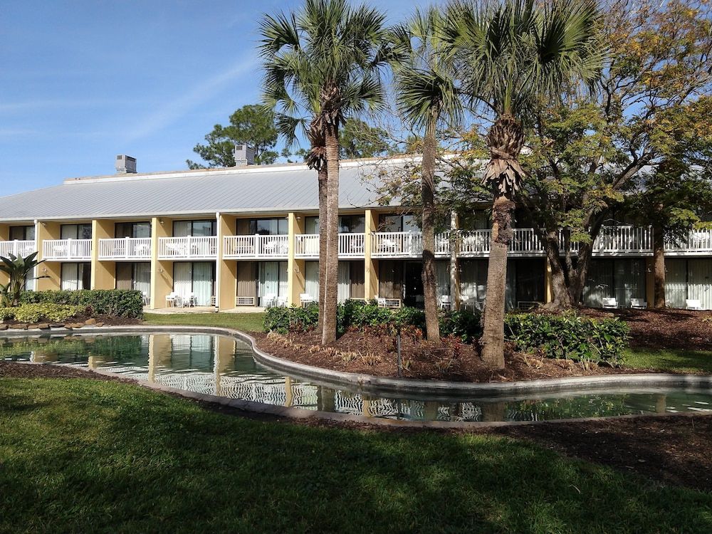 undefined Wyndham Orlando Resort International Drive 2