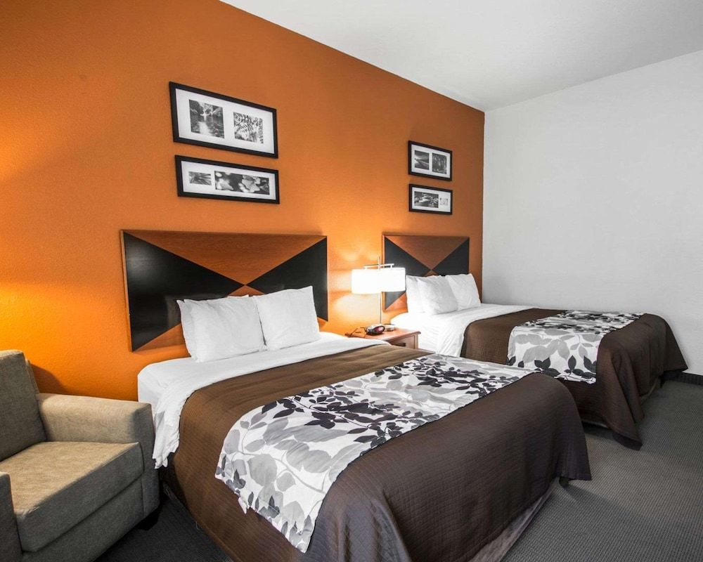 Standard Room, 2 Queen Beds, Non Smoking