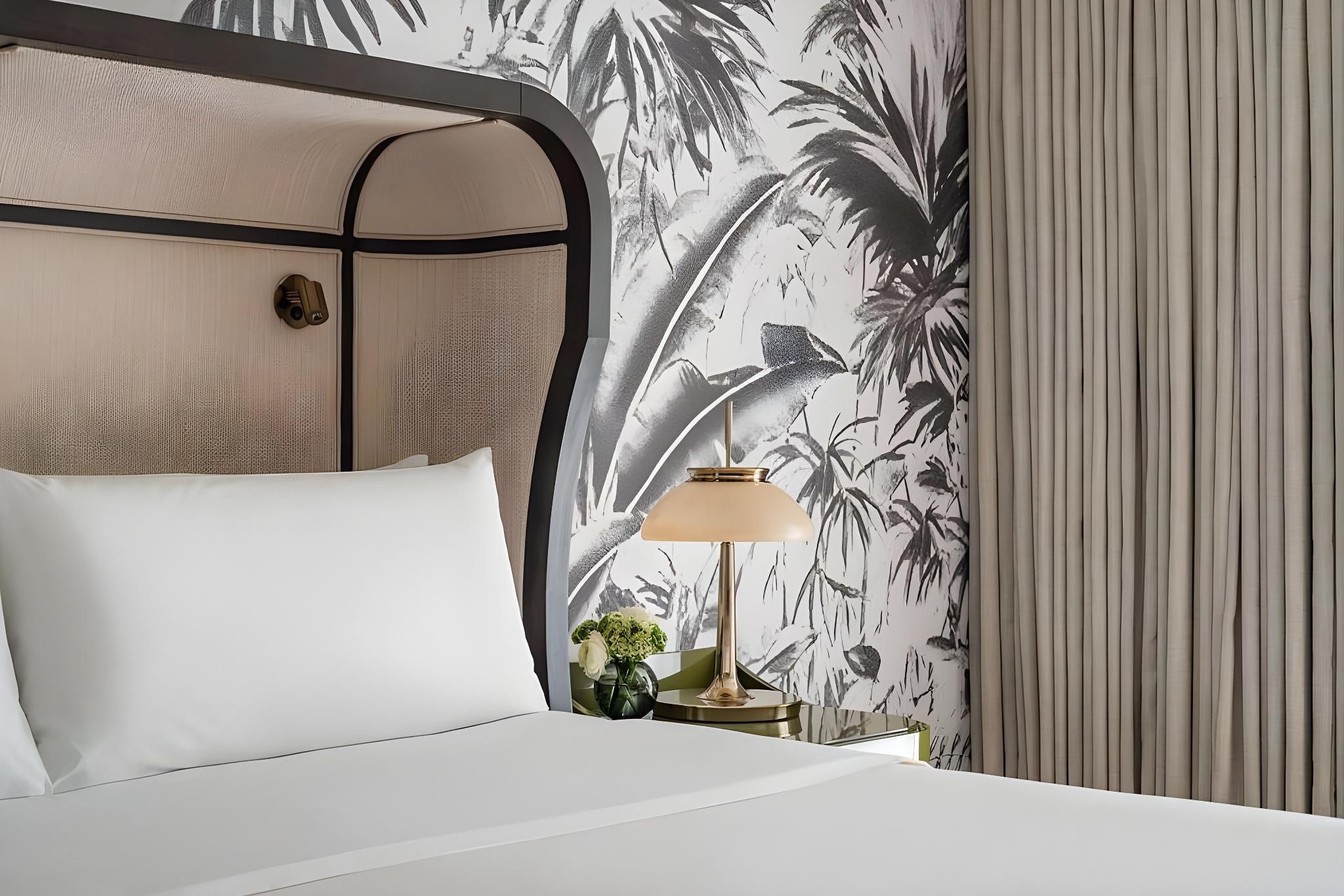 Accessible Premium King Junior Suite