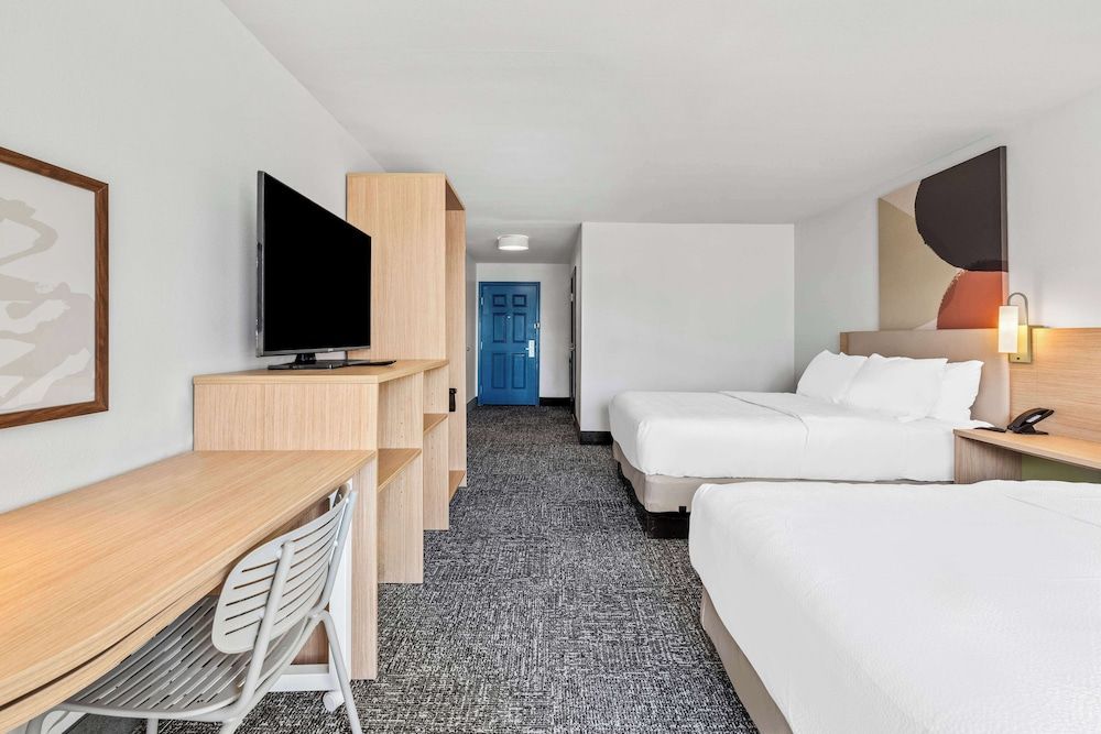 Room, 2 Queen Beds