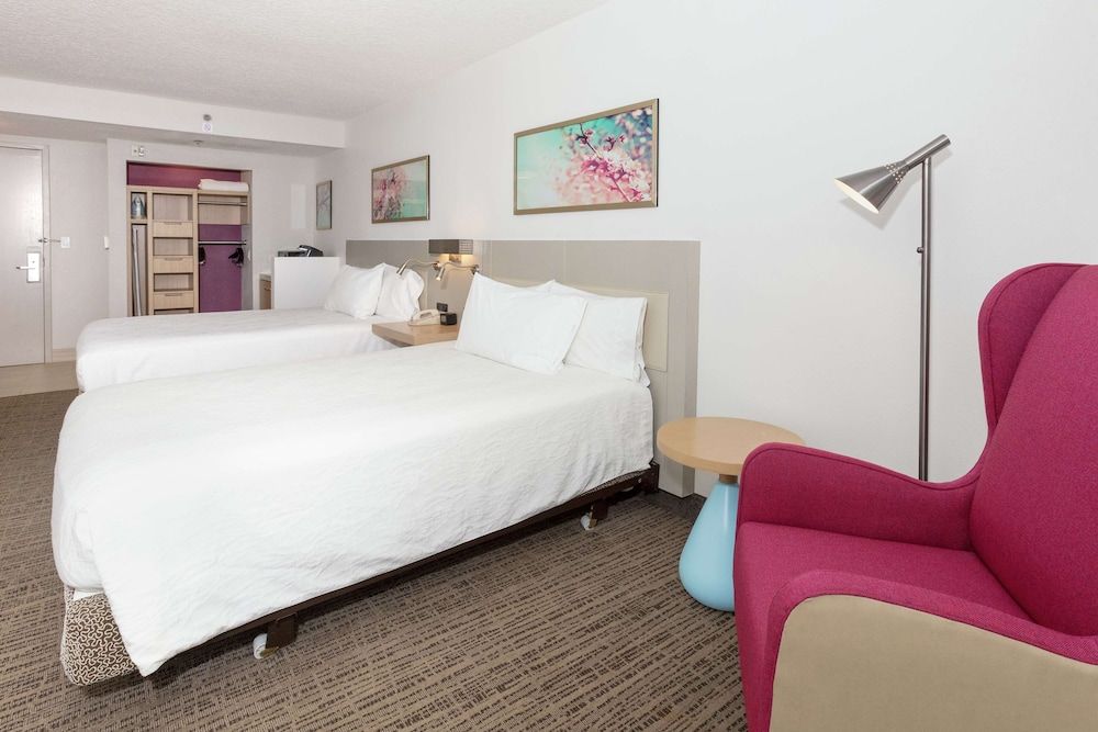Room, 2 Queen Beds, Accessible, Bathtub (Mobility & Hearing)