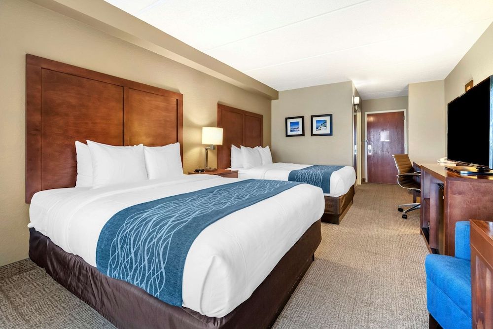 Standard Room, 2 Queen Beds, Non Smoking