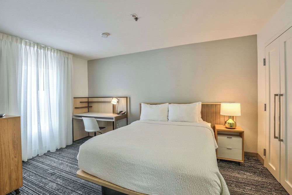 Suite, Multiple Beds, Non Smoking
