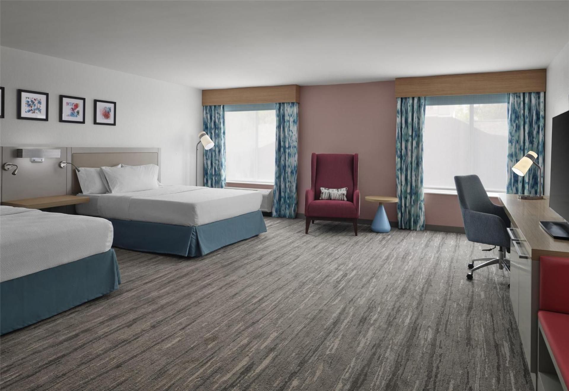 2 Queen Beds