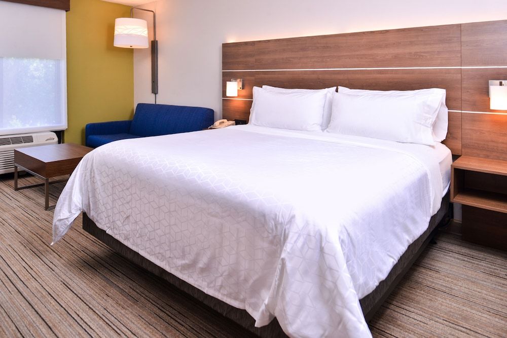 Business Room, 1 King Bed, Non Smoking