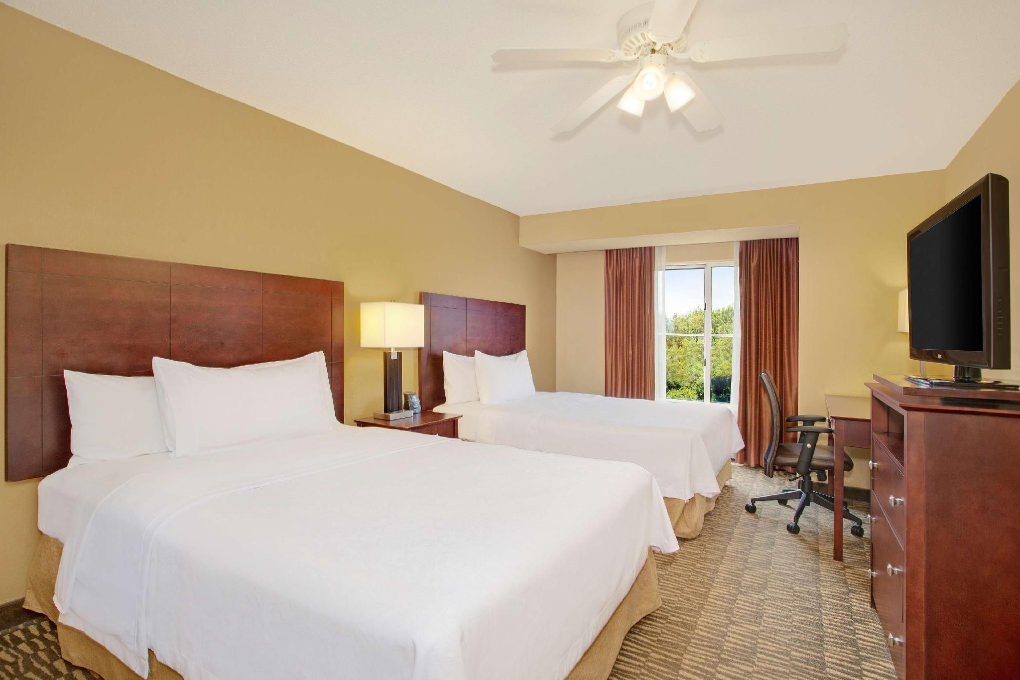1 KING 2 DBL BEDS 2 BDRM 2 BATH SUITE NONSMOK