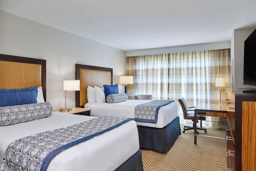 Traditional Room, 2 Double Beds (Mobility/Hearing Accessible, Tub)