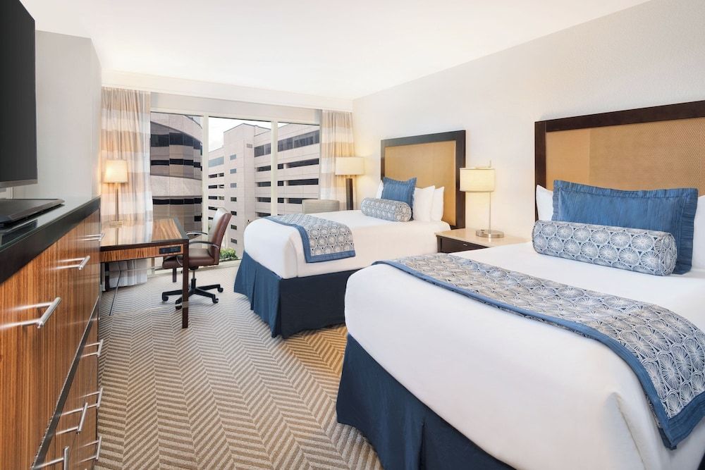 Traditional Room, 2 Double Beds (Hearing Accessible)
