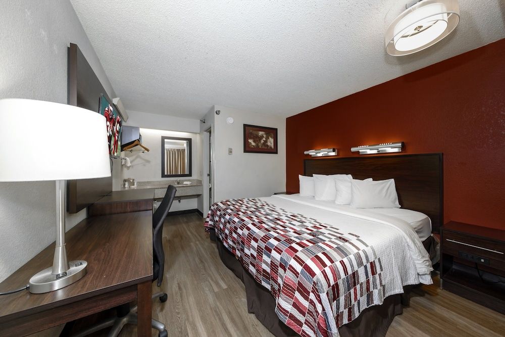 Standard Room, 1 King Bed, Non Smoking
