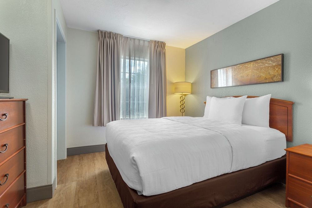 Standard Room, 2 Queen Beds, Non Smoking