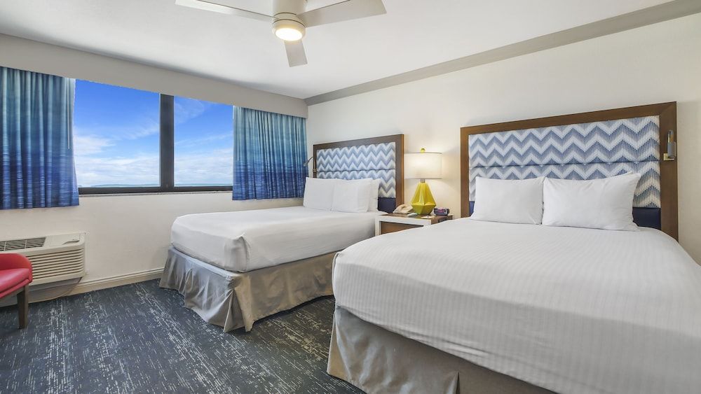 Bilmar Beach Resort Traditional Room, 2 Queen Beds, Refrigerator & Microwave, Beach View (Gulf Front) 5