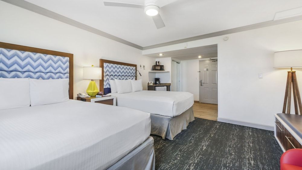 Bilmar Beach Resort Traditional Room, 2 Queen Beds, Refrigerator & Microwave, Beach View (Gulf Front) 7